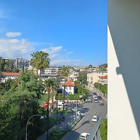 Apartment Bel Climatise Nice